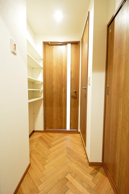 カーサ池尻　廊下