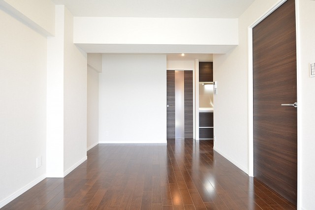 成城エコーハイツ　約12.0帖のＬＤＫ803