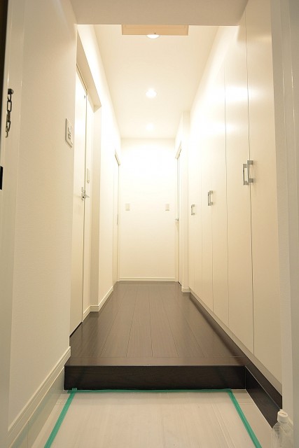 シャンボール新中野　玄関