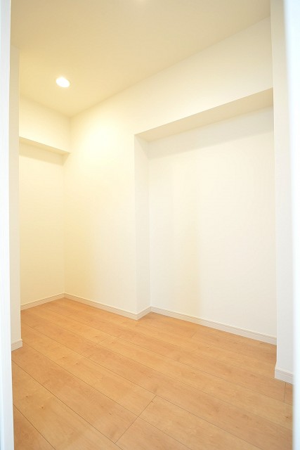 ライオンズマンション南平台　サービスルーム