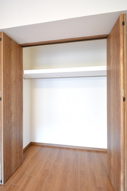 ボーン赤坂　4.6帖洋室のクローゼット