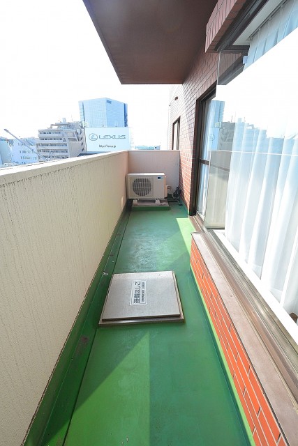 ヴァンヴェール南平台　リビングダイニングのバルコニー