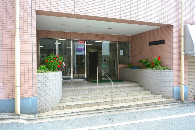 成城エコーハイツ　エントランス