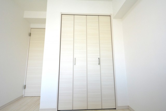 トーア明大前マンション　北側洋室収納