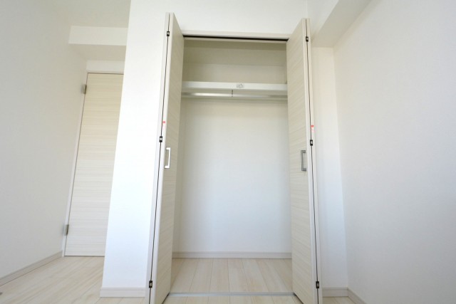 トーア明大前マンション　北側洋室収納