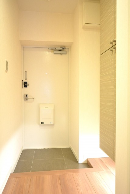 東建第2上町マンション　玄関ホール