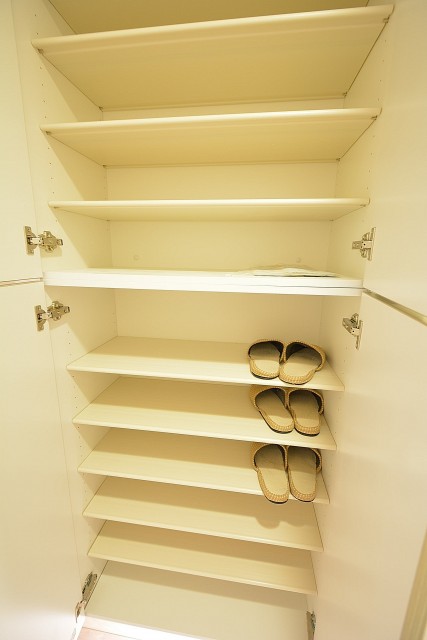 東建第2上町マンション　トールサイズのシューズＢＯＸ