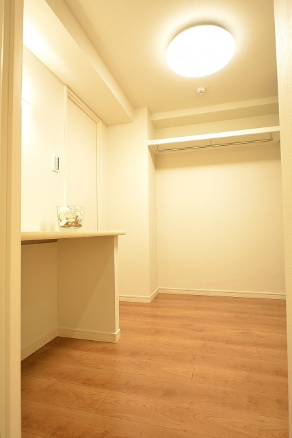 メゾンベール成城　約3.2帖のマルチクローク