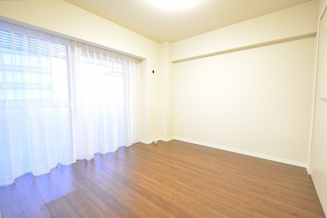 6.0帖のベッドルーム