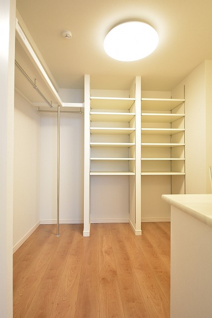 メゾンベール成城　約3.2帖のマルチクローク