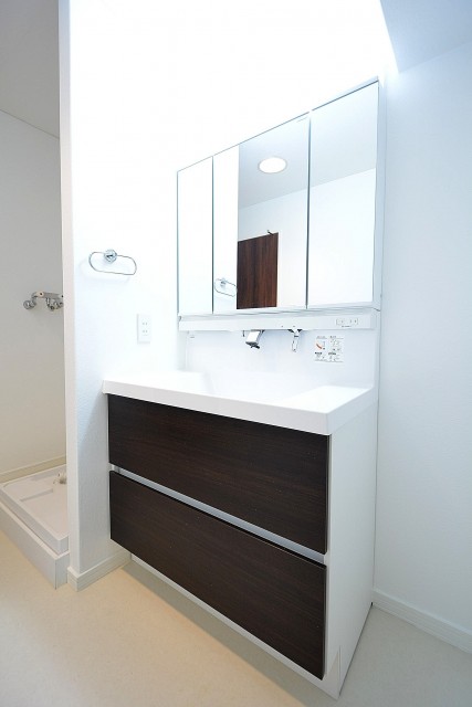 ヴァンヴェール南平台701　洗面台