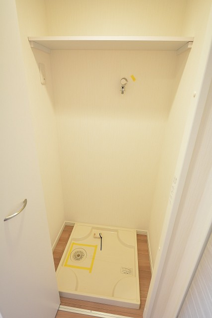 東建第2上町マンション　洗濯機置場