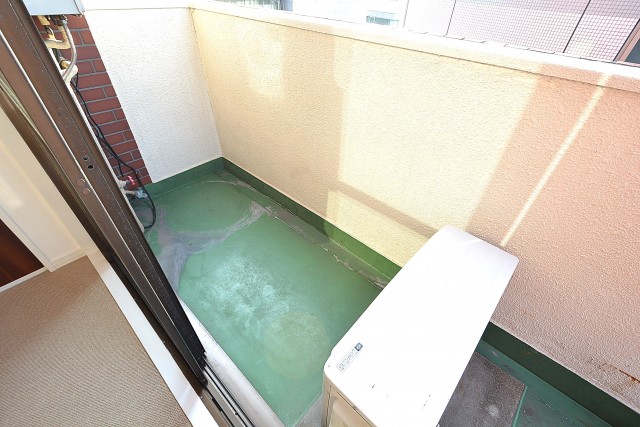 ヴァンヴェール南平台　ベッドルームのバルコニー501