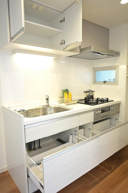 メゾンベール成城　システムキッチン