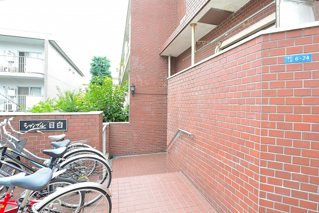 シャンブル目白　エントランス