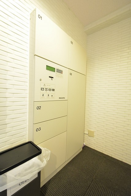 ニューシティアパートメンツ市谷加賀　宅配BOX