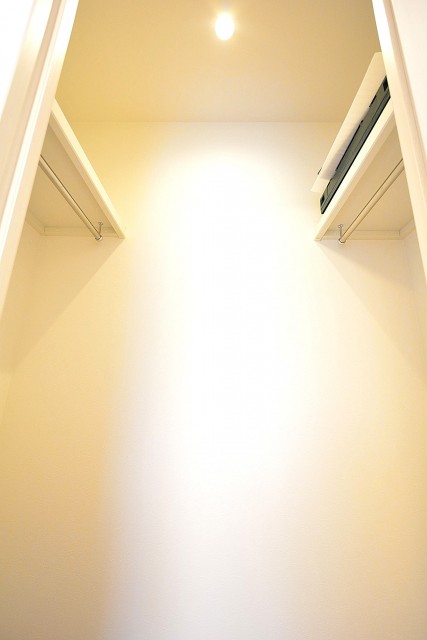 シャンブル目白　5.1帖のベッドルーム　WIC