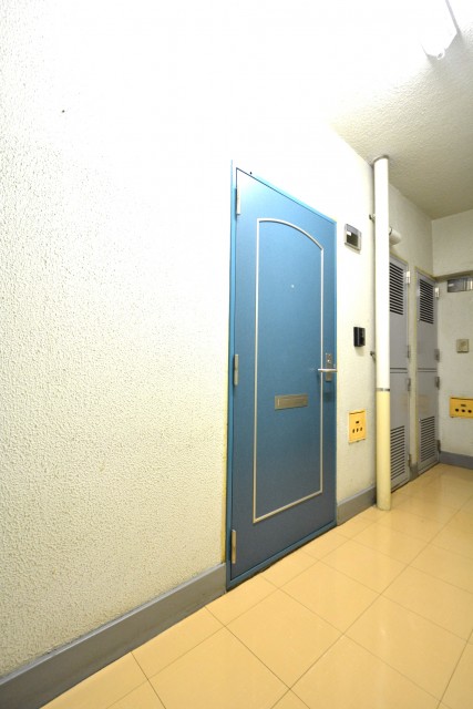 東建第2上町マンション　玄関前413