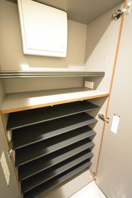 東建第2上町マンション　シューズボックス413