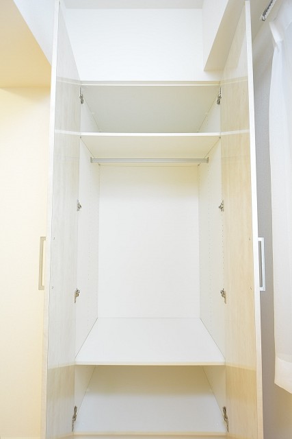 6.9帖のベッドルーム　クローゼット