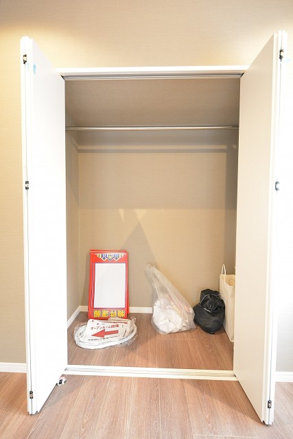 南青山セピアコート　6.4帖ベッドルームのクローゼット