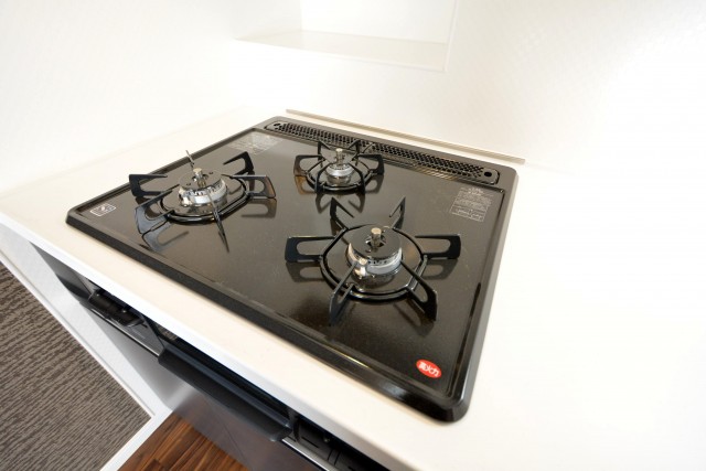 東建第2上町マンション　キッチンガスコンロ413