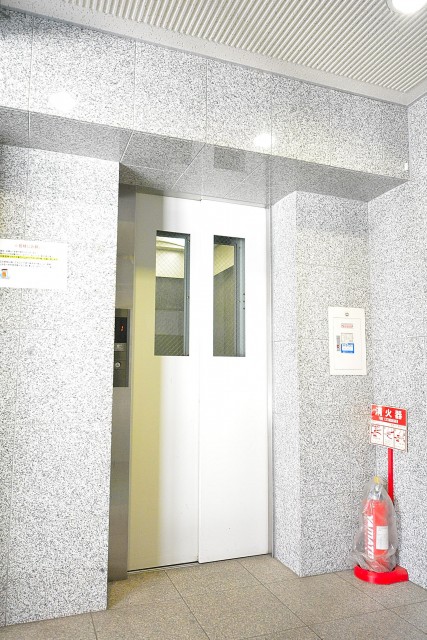 マイキャッスル五反田南　エレベーターホール