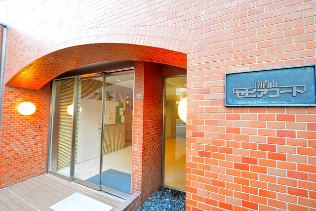 南青山セピアコート　エントランス