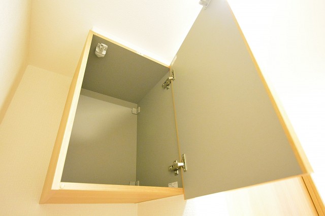 シューズBOX　吊戸棚