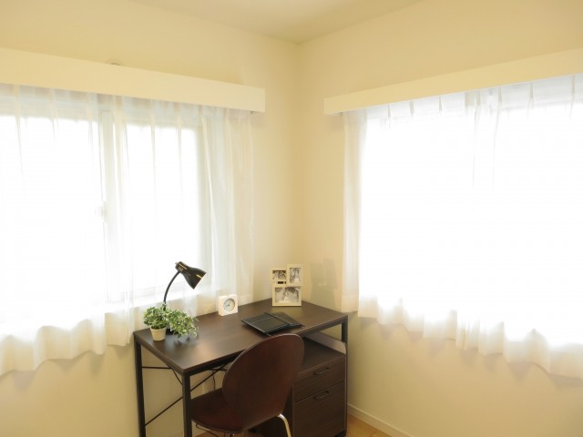 ライオンズマンション西永福　洋室1