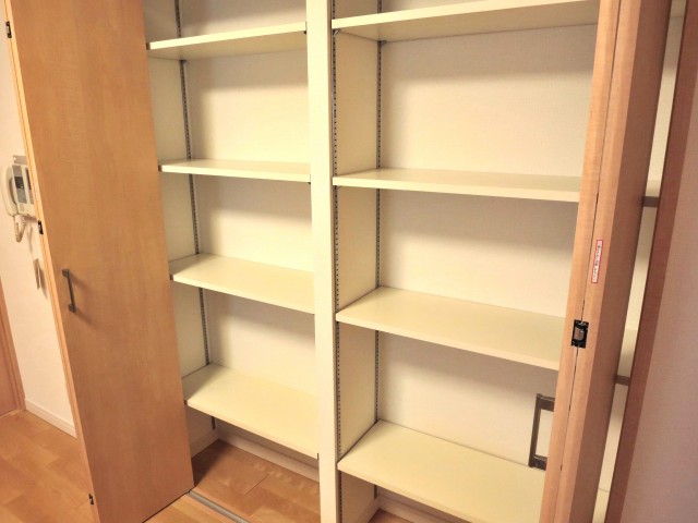 ライオンズマンション西永福　ダイニング収納