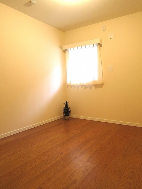 音羽ハウス　5.0帖のベッドルーム