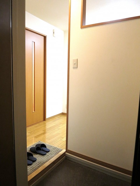 藤和護国寺コープ　玄関