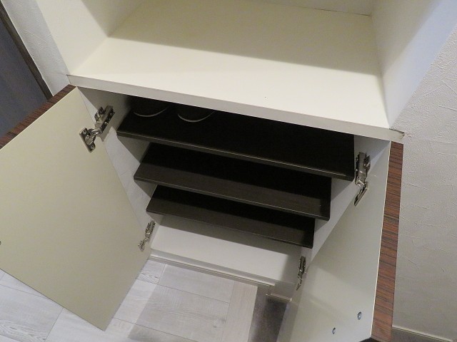 マンション第二恵比須苑　玄関収納