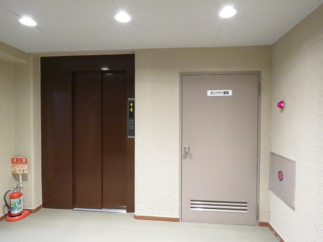 マンション第二恵比須苑　ゴミ置場