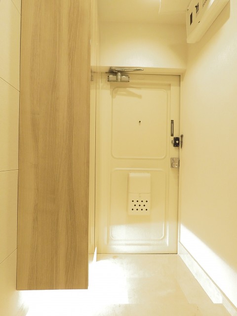 初台中央マンション　玄関ホール