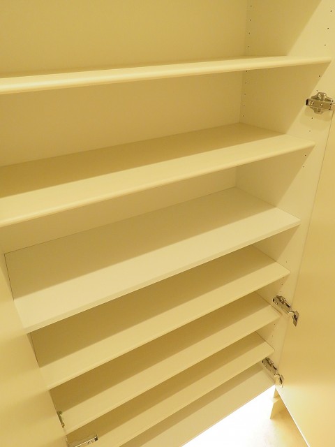 初台中央マンション　シューズボックス