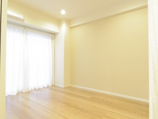 初台中央マンション　洋室