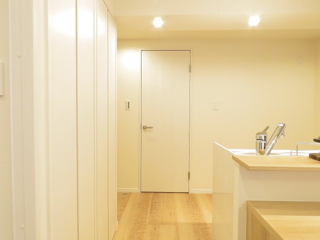 初台中央マンション　洗面室