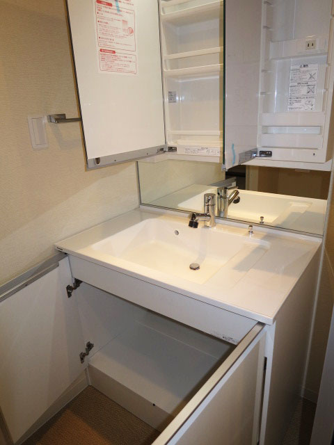 レクセルマンション音羽　使い勝手良さそうな洗面化粧台