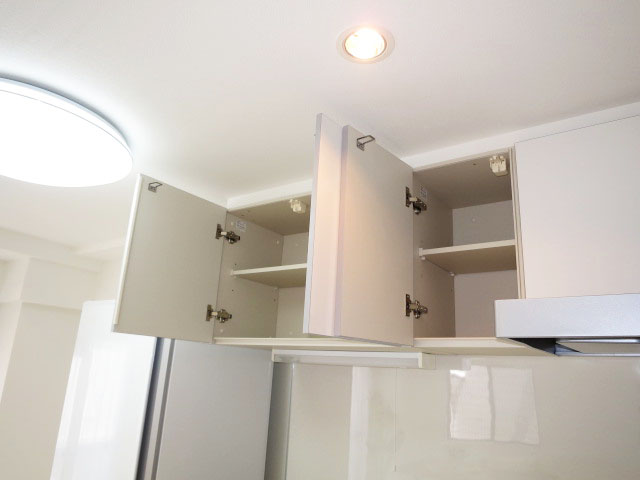 ディアライフ大塚　機能的なシステムキッチン