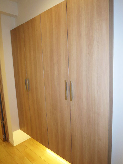 大容量のシューズボックス