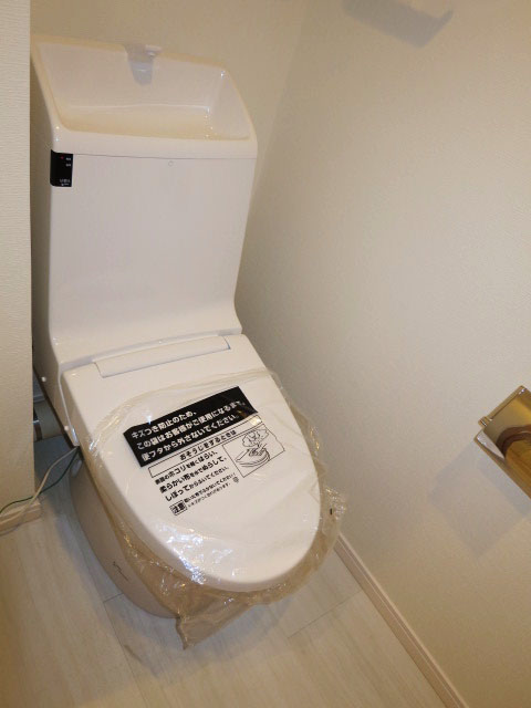 ウォシュレット付のトイレ