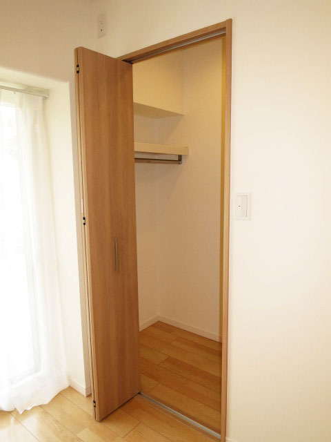 約5.6帖の洋室　ウォークインクローゼット
