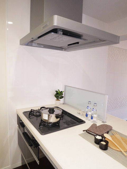 藤和護国寺コープ　機能的なシステムキッチン307