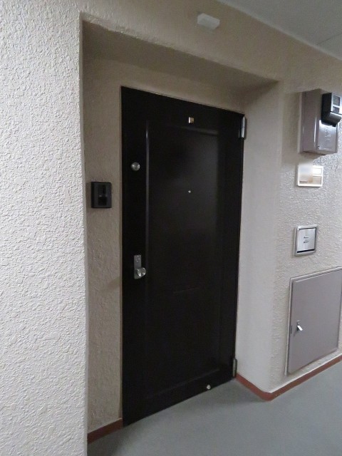 マンション第二恵比須苑　玄関扉