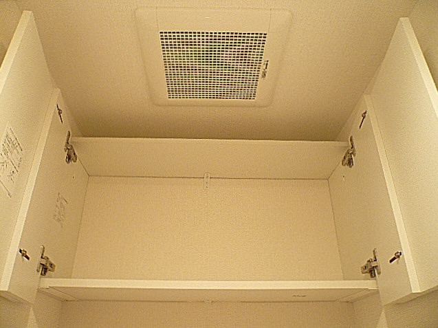 アークステージ田園調布　吊戸棚202