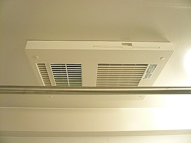 アークステージ田園調布　浴室換気乾燥202