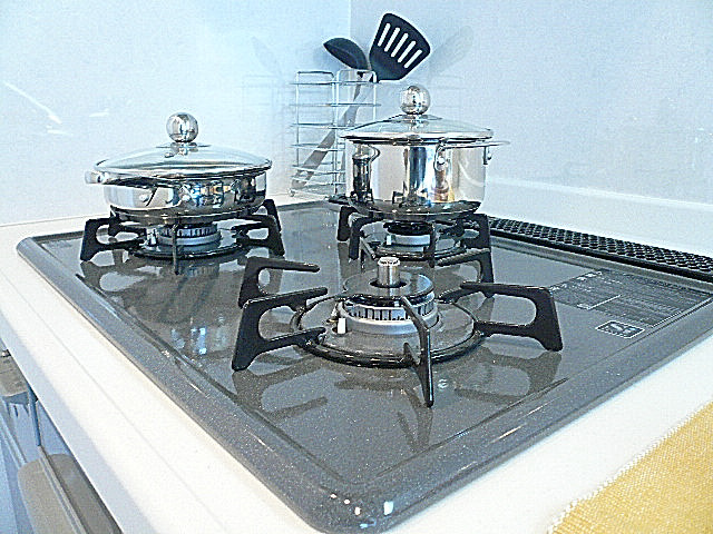 アークステージ田園調布　3口コンロ202