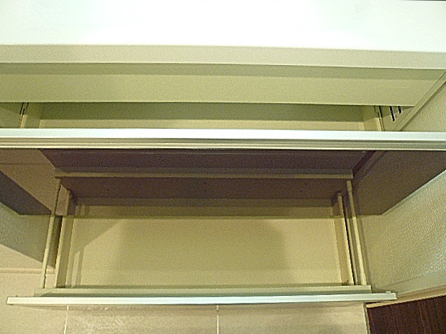 ロワイヤル碑文谷　洗面台　収納